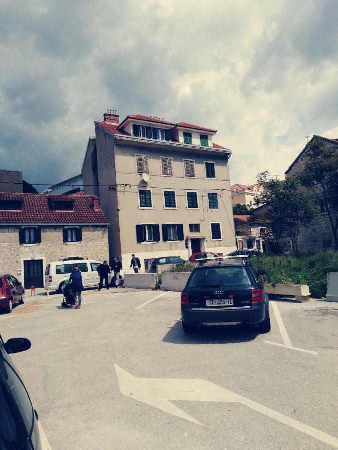 Apartments Antonia Split Exterior photo